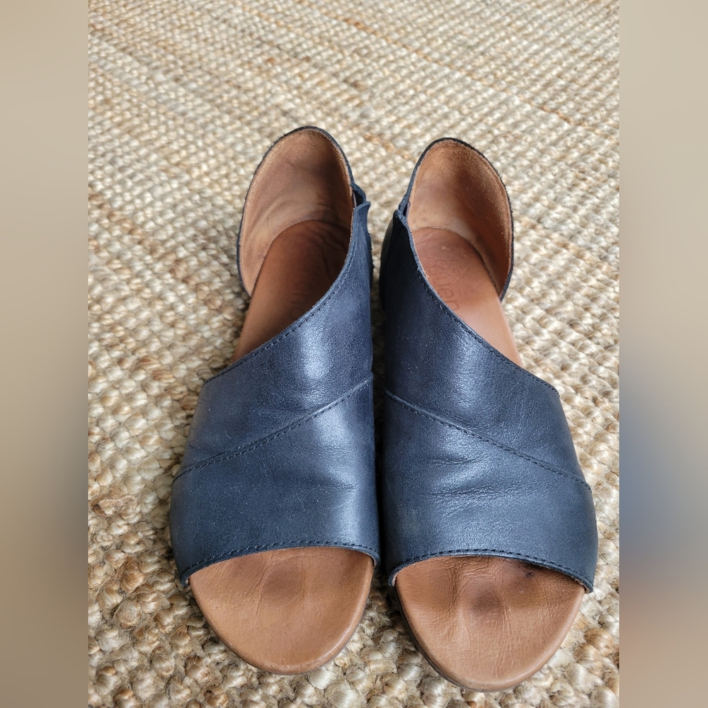 Bueno D'orsey sandals